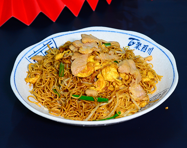 蛋肉炒面