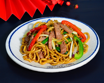 黑椒牛柳炒乌冬