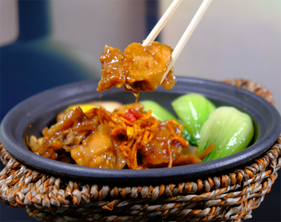 虫草花滑鸡煲仔饭